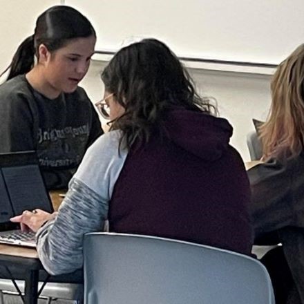 ISU BS in Dietetics students work on group project in college classroom
