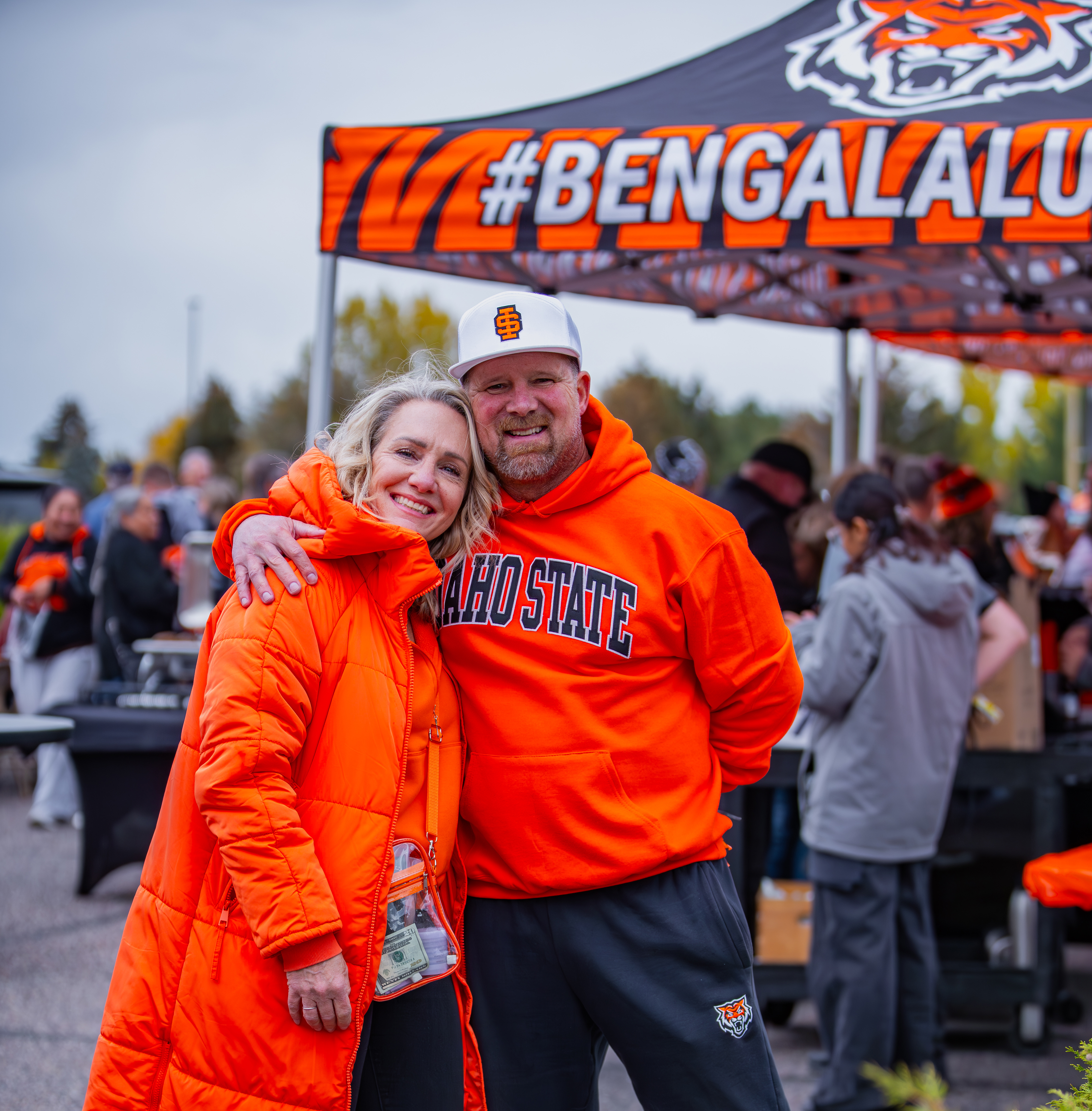 Alumni at the 2025 Homecoming Tailgate